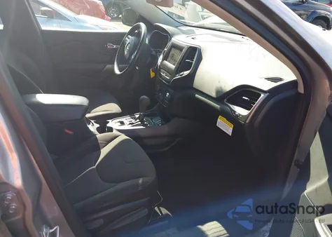 2019 Jeep Cherokee Latitude Fwd из США, поврежденный, VIN 1C4PJLCX8KD340854